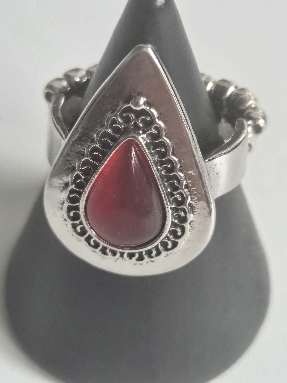 Ring - Picture 4 of 5